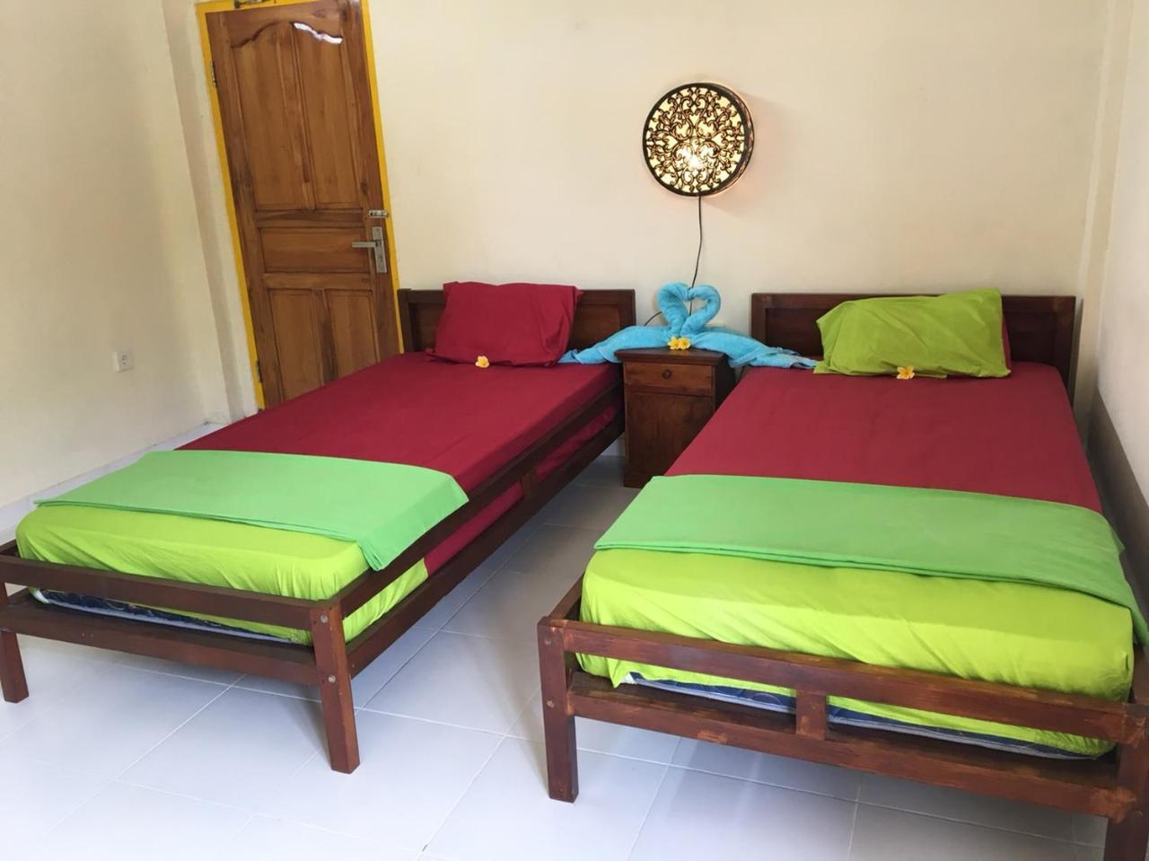 Repag Wayan Canggu Hostel Kuta Lombok Esterno foto