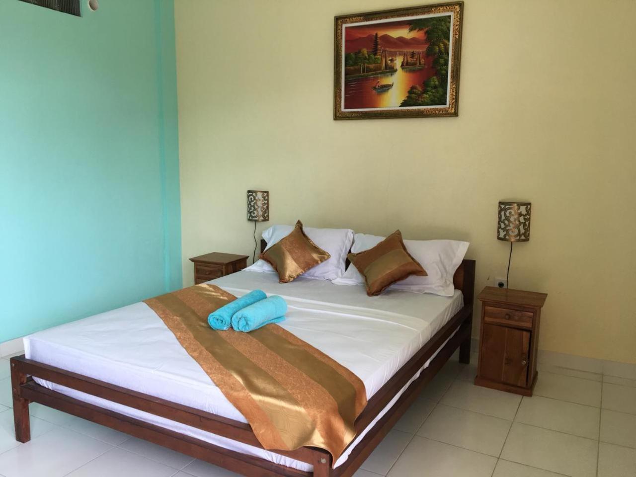 Repag Wayan Canggu Hostel Kuta Lombok Esterno foto